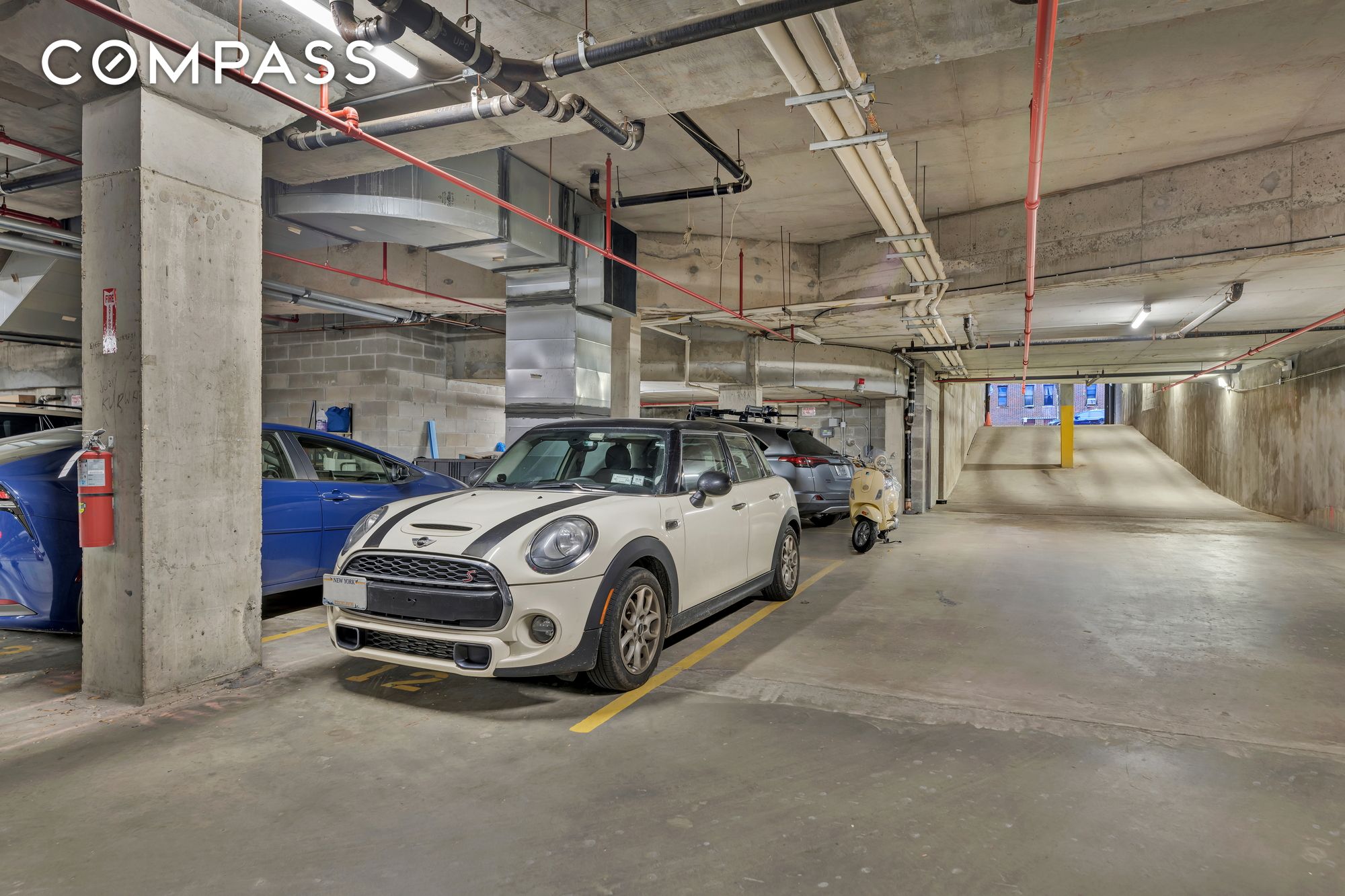 #12 photo, 181 Clermont Avenue, 格林堡 Fort Greene , NY 11205