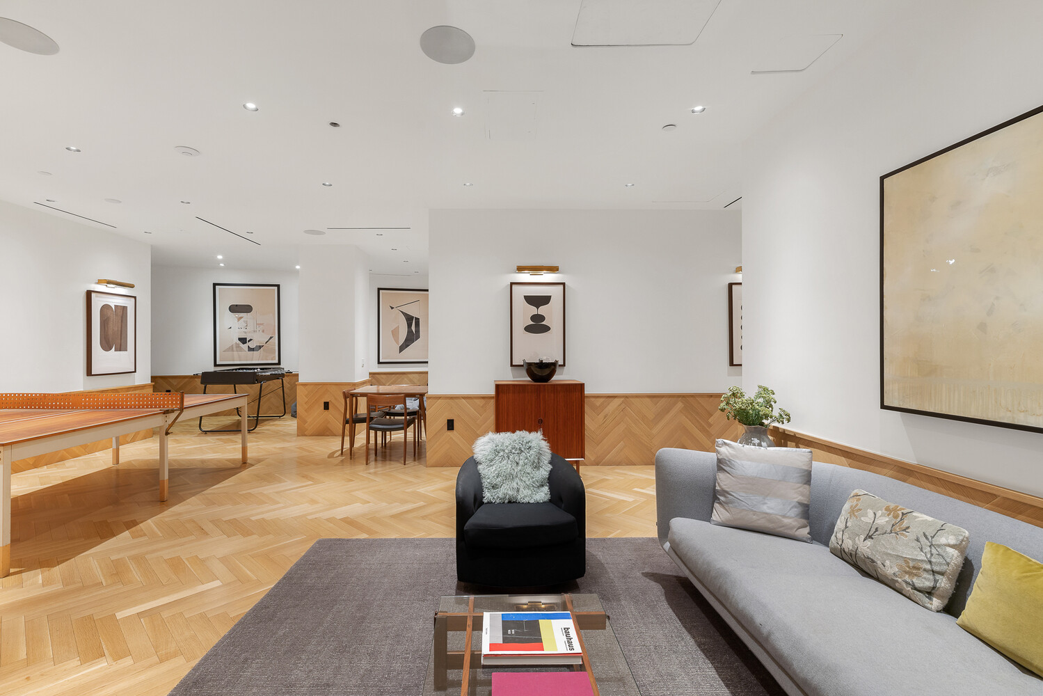 #17 photo, 275 W 10TH Street, West Village , NY 10014