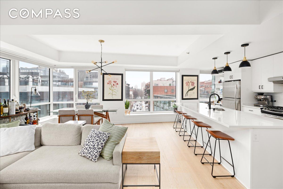 #4 photo, 440 Kent Avenue, Williamsburg , NY 11249