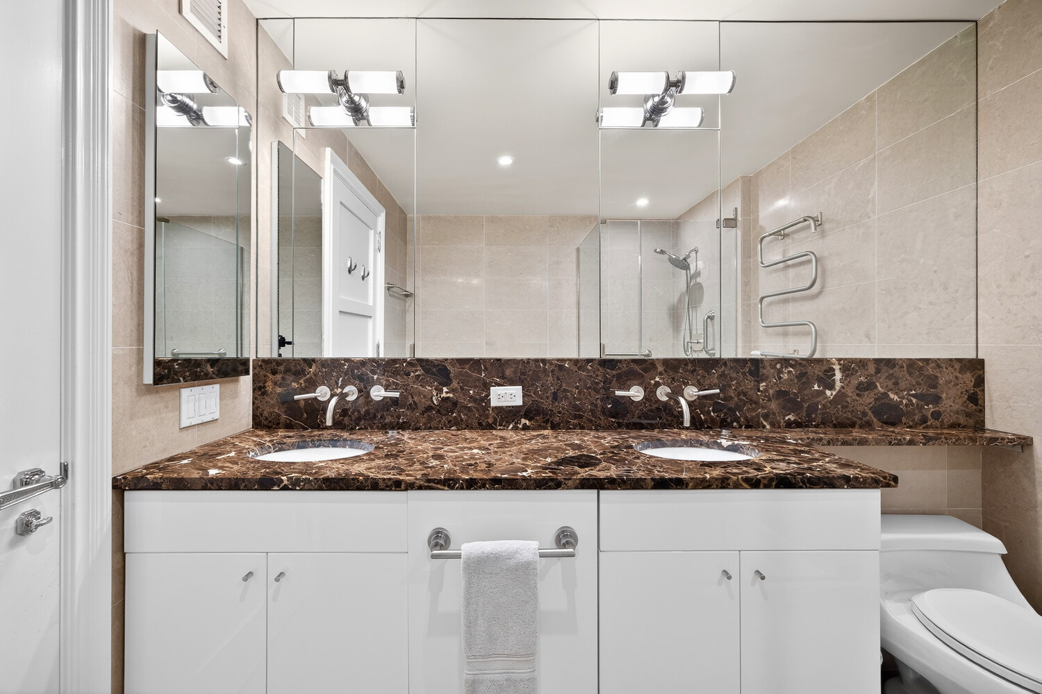 #17 photo, 60 E 55TH Street, Midtown East , NY 10022