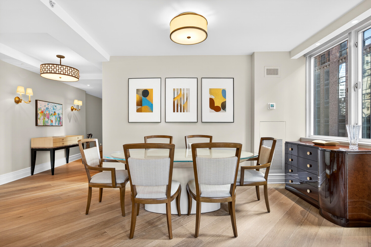 #5 photo, 60 E 55TH Street, Midtown East , NY 10022