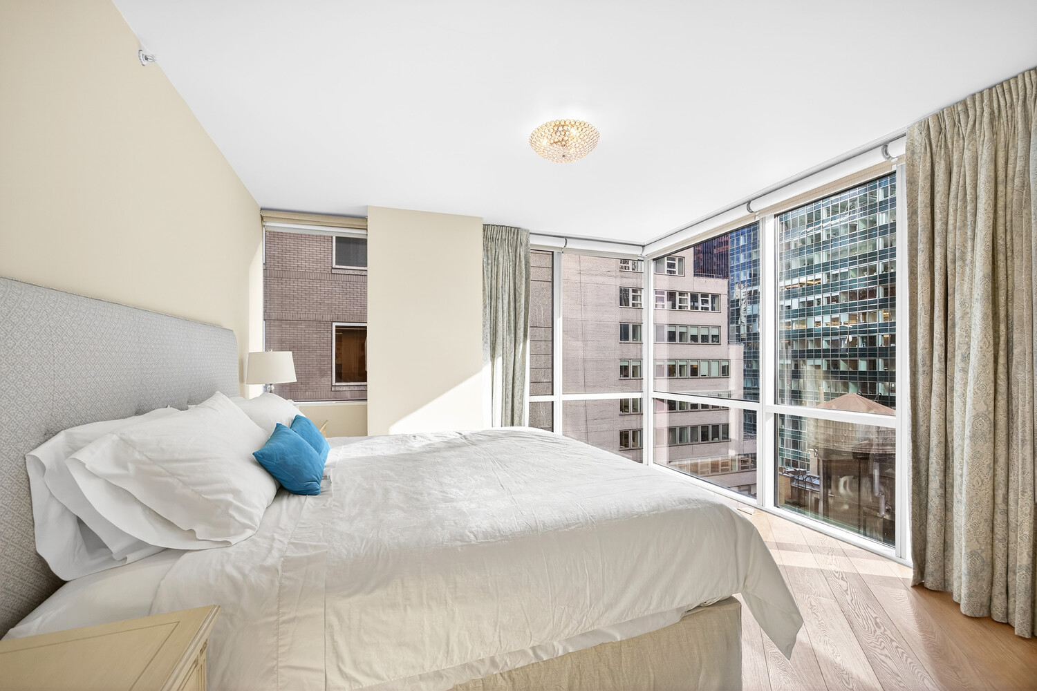 #9 photo, 60 E 55TH Street, Midtown East , NY 10022