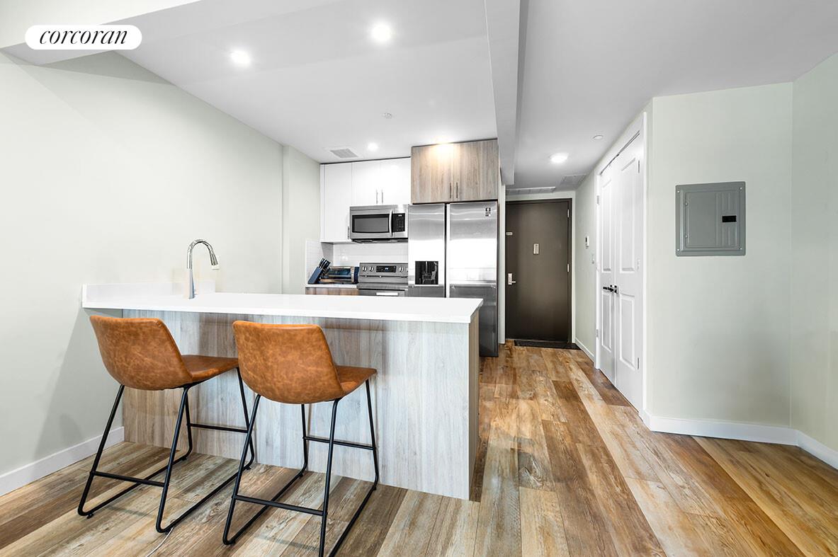 #4 photo, 30-82 CRESCENT Street, Astoria , NY 11102