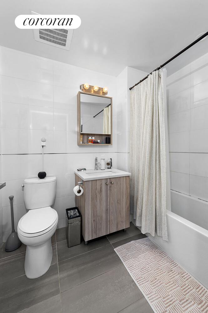 #6 photo, 30-82 CRESCENT Street, Astoria , NY 11102