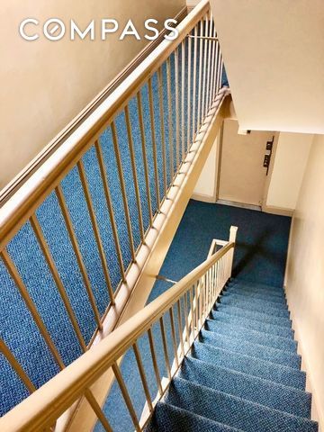 #9 photo, New York City, מנהטן Lenox Hill , NY 10065