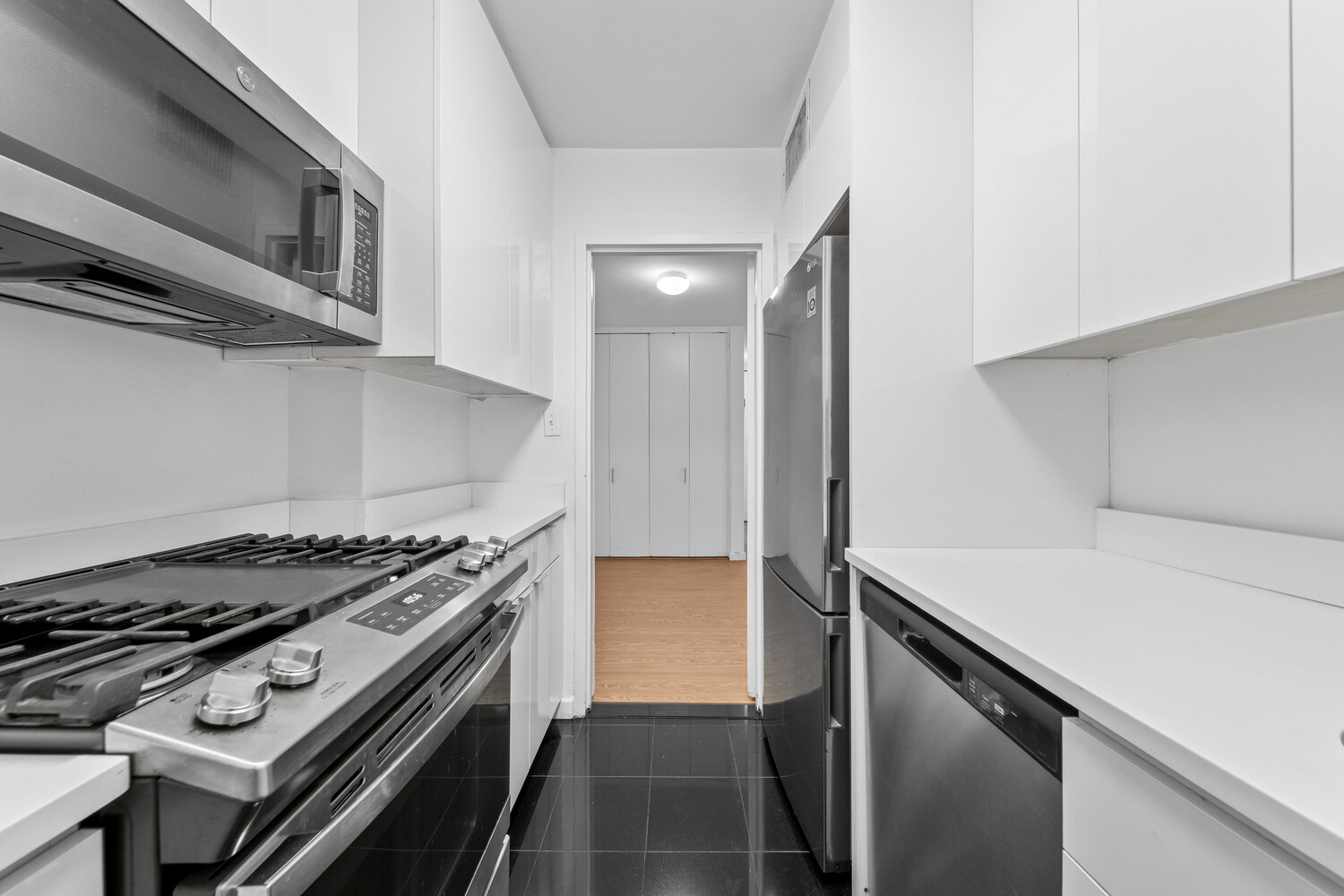 #5 photo, New York City, Yorkville , NY 10128