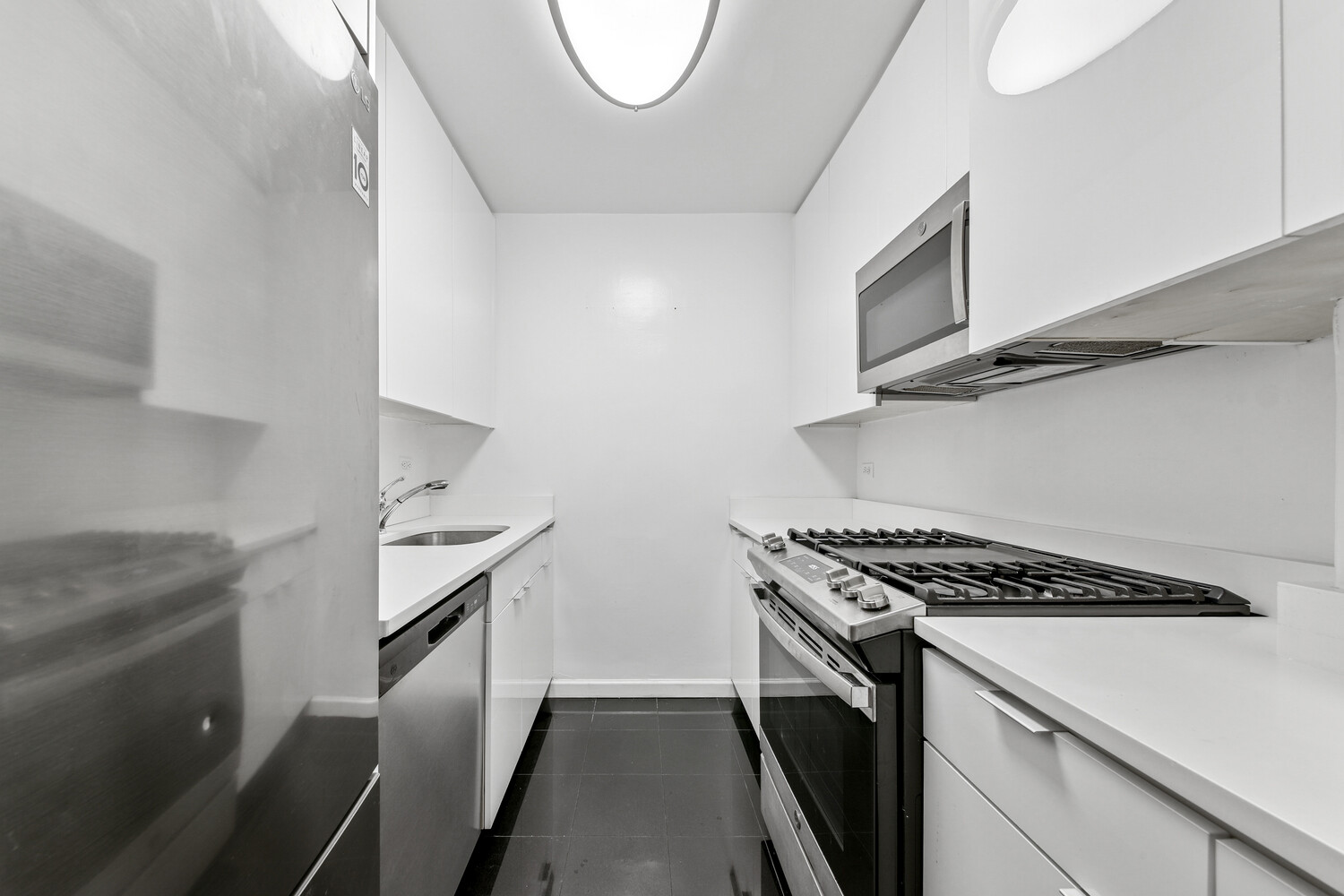 #6 photo, New York City, Yorkville , NY 10128