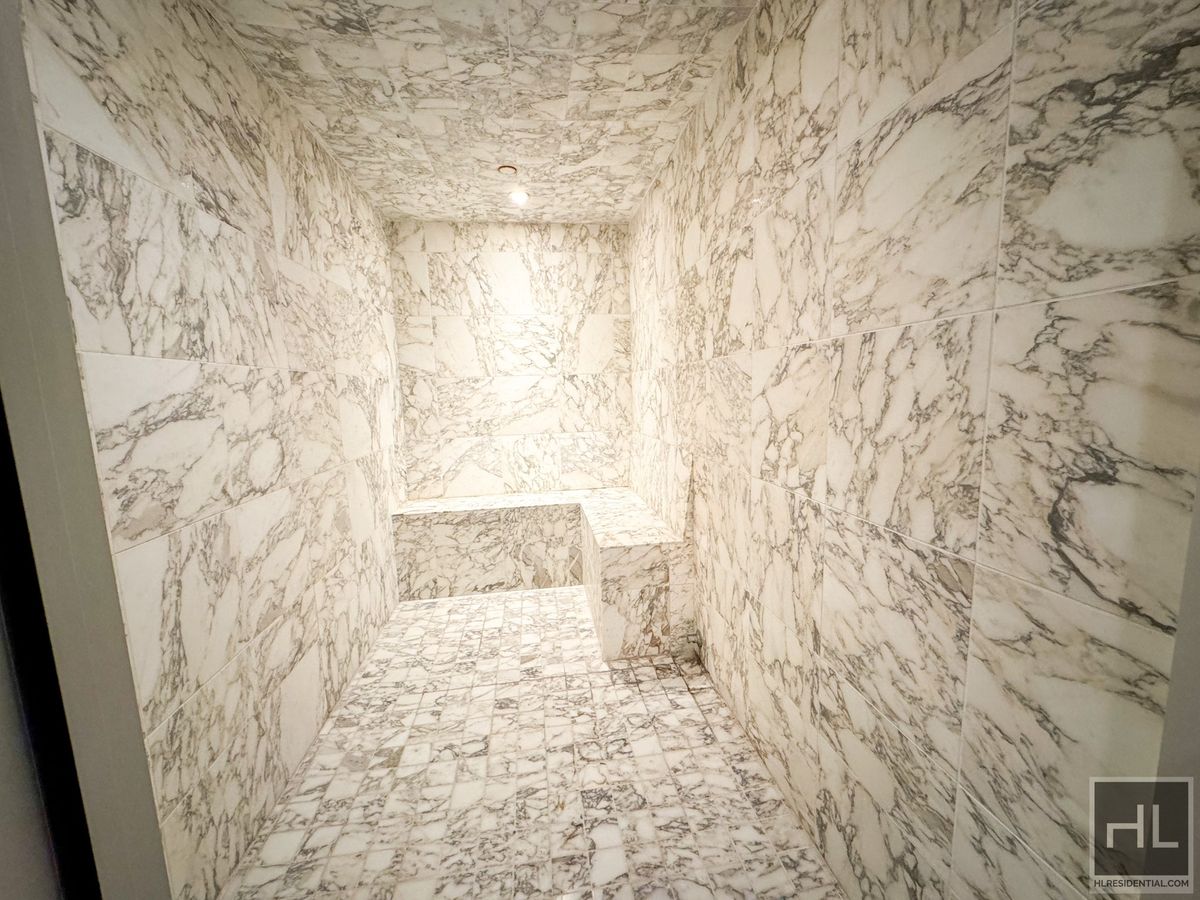 #21 photo, 340 E 23rd Street, Gramercy Park , NY 10010