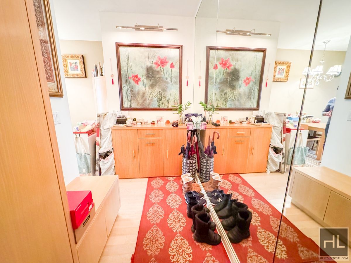 #4 photo, 340 E 23rd Street, Gramercy Park , NY 10010