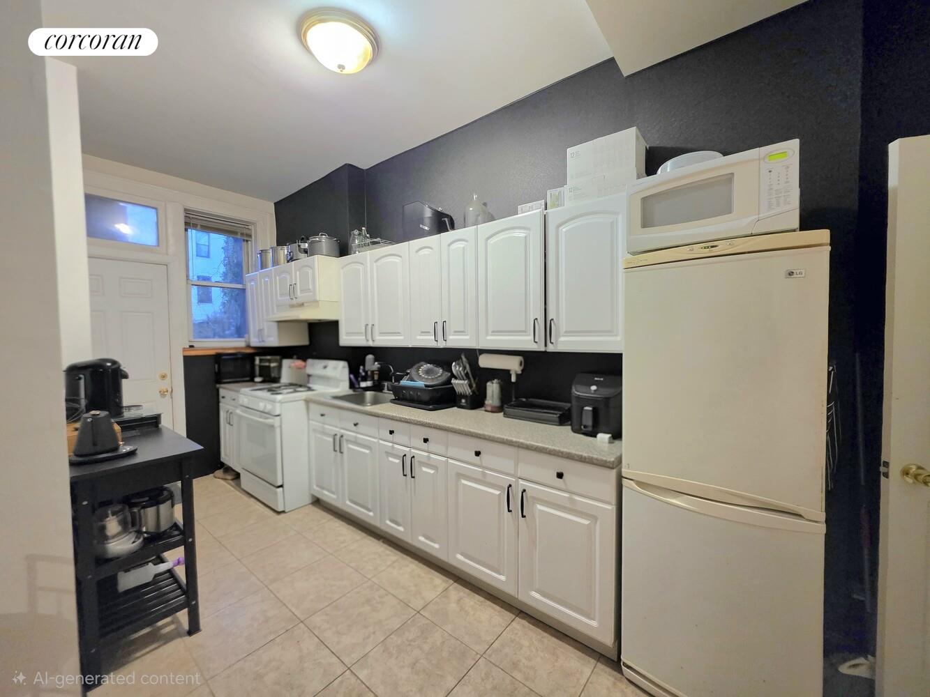 #5 photo, 11 CLARKSON Avenue, Prospect Lefferts Gardens , NY 11211