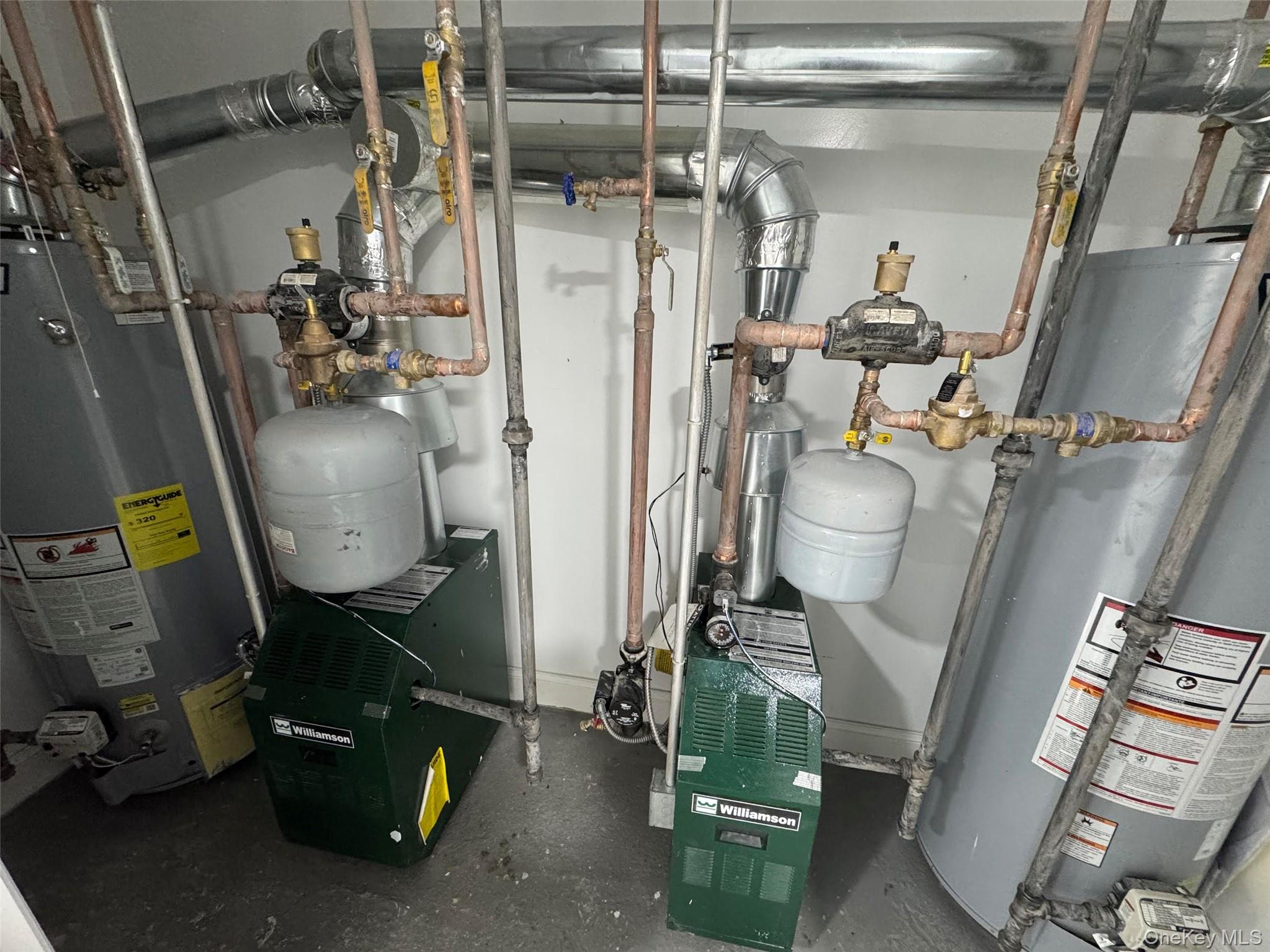 #5 photo, 189 Legion Street, Brooklyn , NY 11212