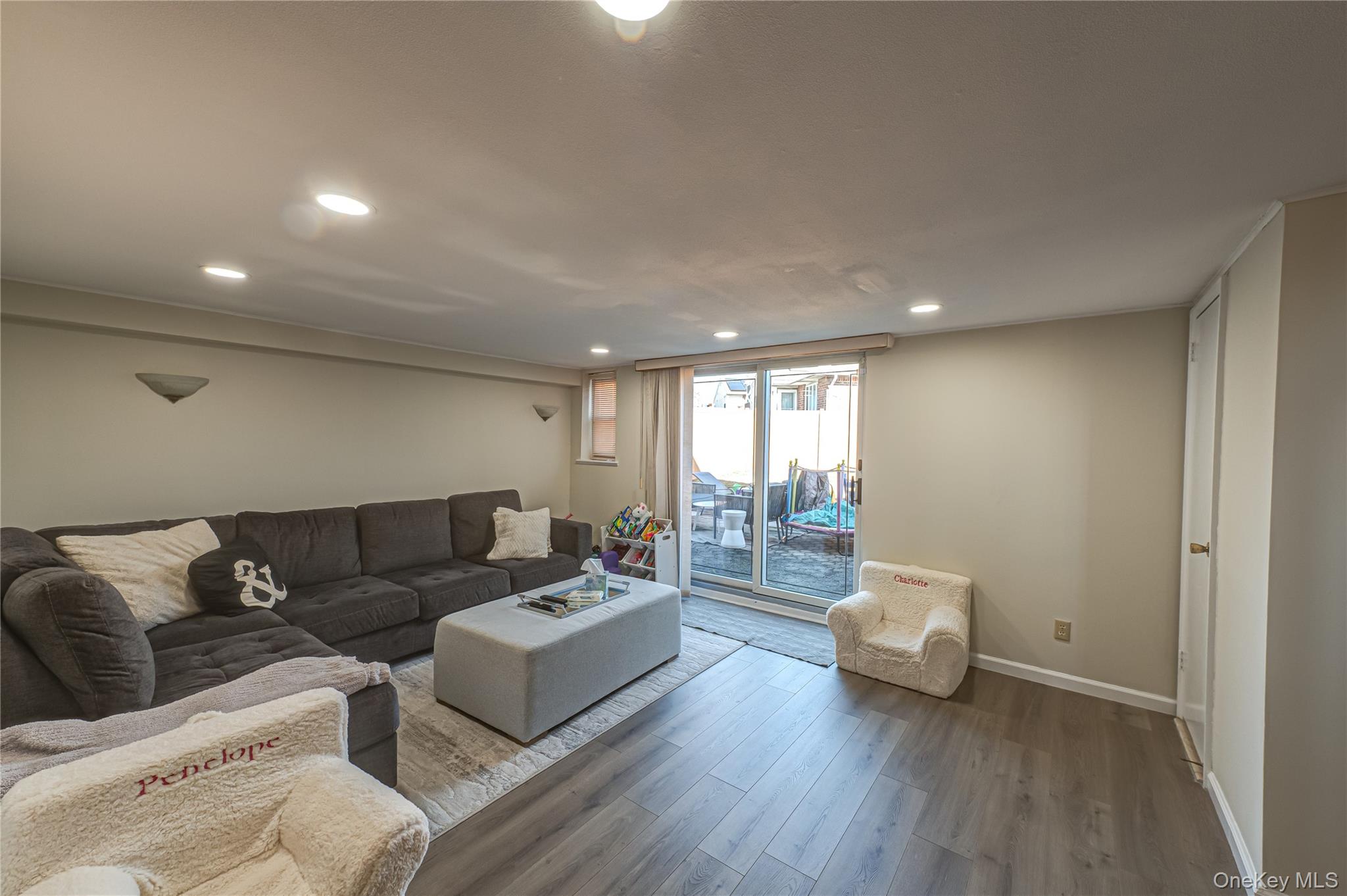 #18 photo, 13 Evelyn Road, מחוז נסאו Plainview , NY 11803