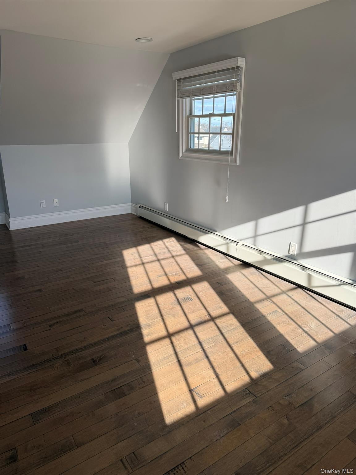 #14 photo, 16 Cape Road, Amityville , NY 11701