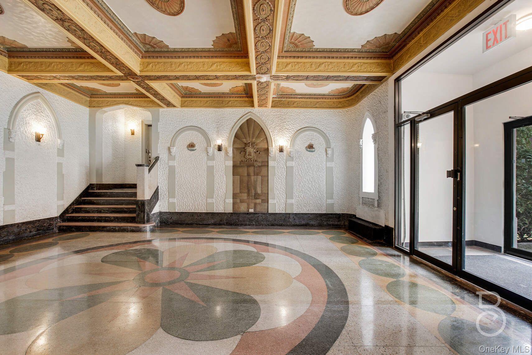 #8 photo, 83-55 Lefferts Boulevard, Куинс ‖ Kew Gardens , NY 11415