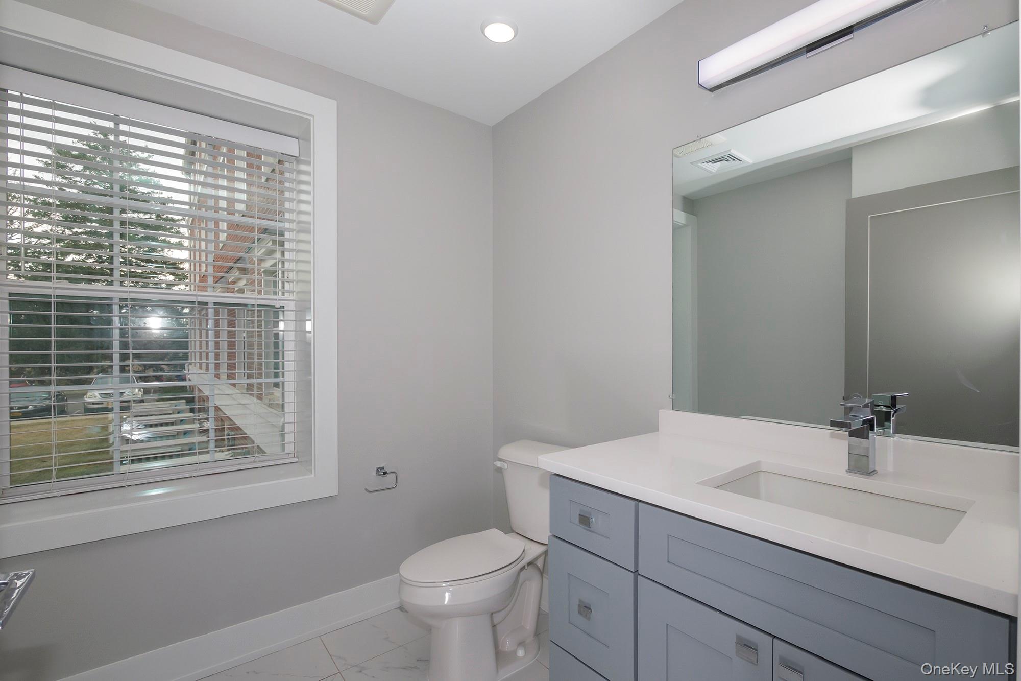 #14 photo, 75 Circle Drive, 东长岛 Central Islip , NY 11722