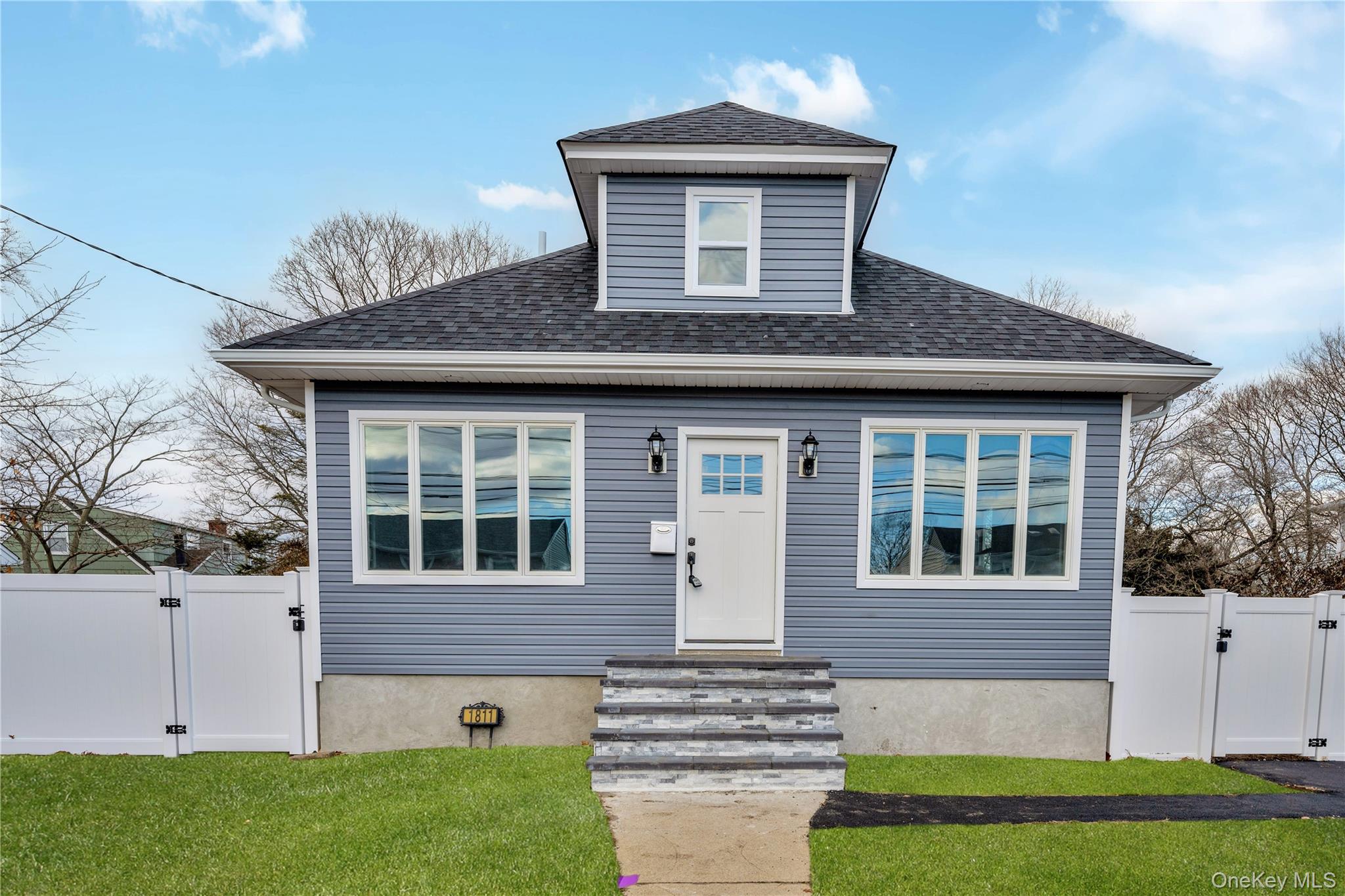 #1 photo, 1811 Bedford Avenue, 長島 Merrick , NY 11566