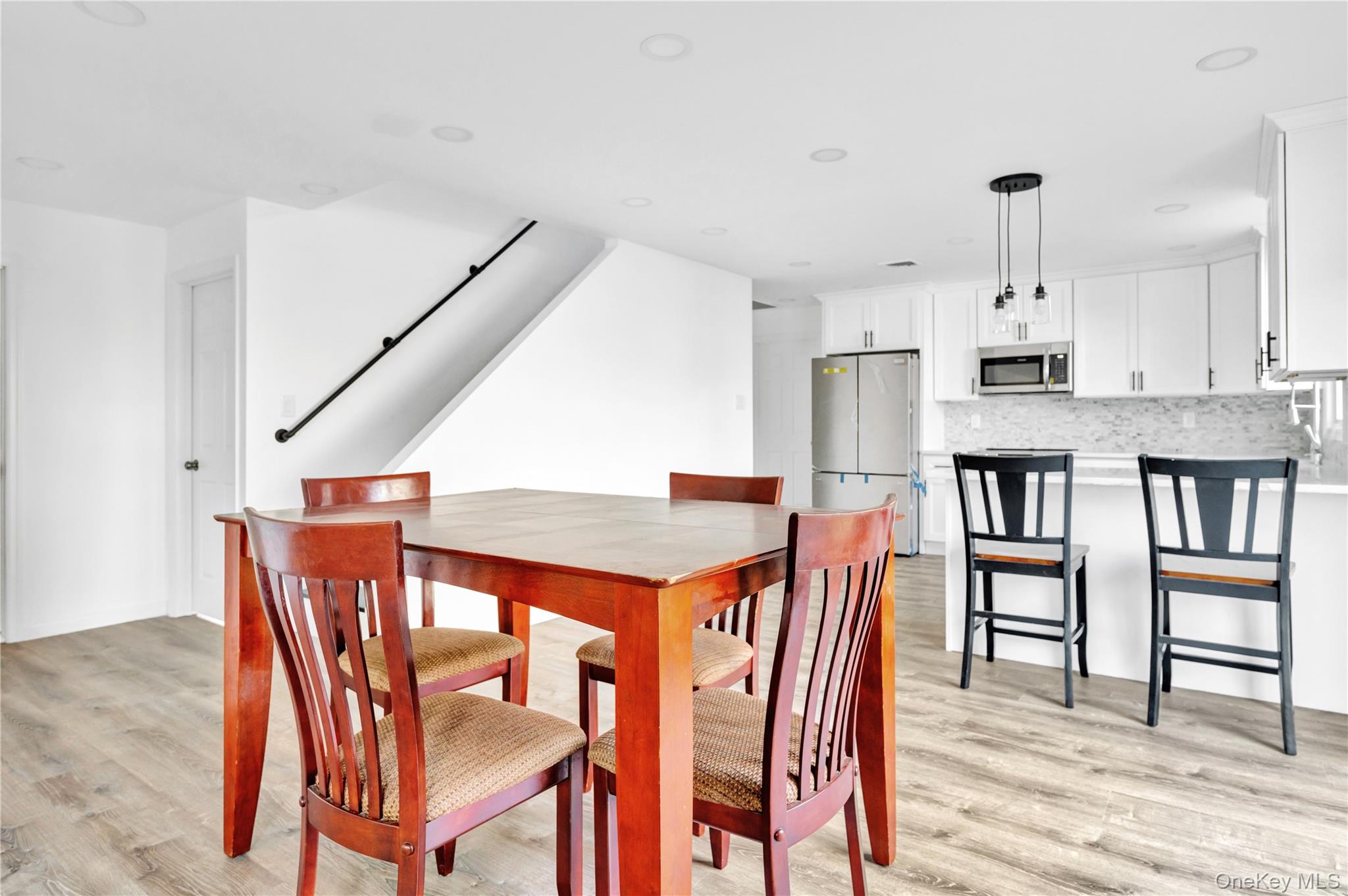 #6 photo, 1811 Bedford Avenue, 長島 Merrick , NY 11566