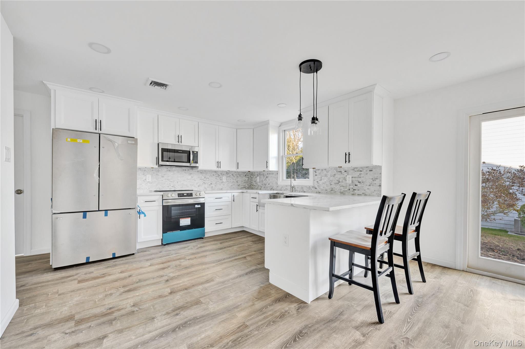 #8 photo, 1811 Bedford Avenue, 長島 Merrick , NY 11566