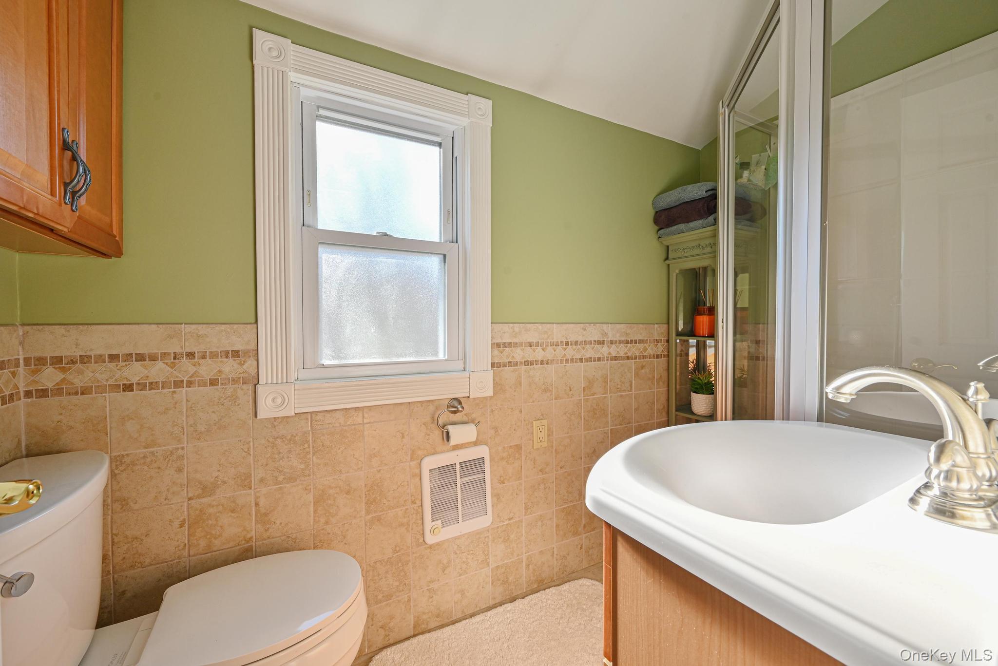 #14 photo, 264 N Delaware Avenue, Нассау ‖ Massapequa , NY 11758