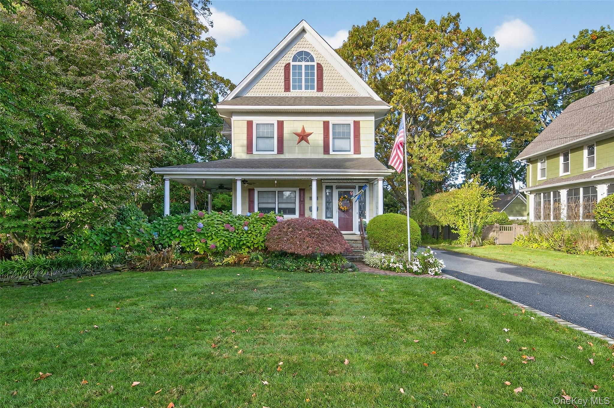 #1 photo, 104 Windsor Avenue, Rockville Centre , NY 11570