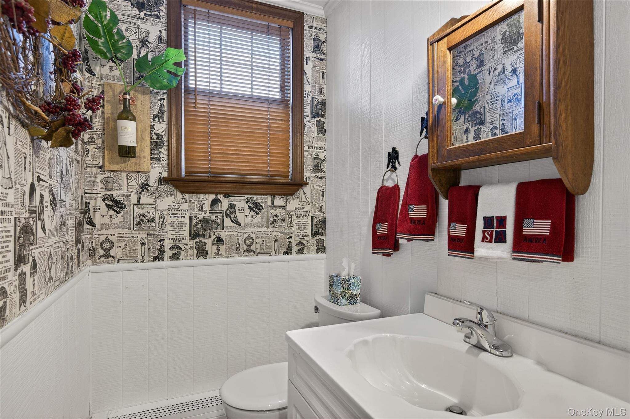 #16 photo, 104 Windsor Avenue, Rockville Centre , NY 11570