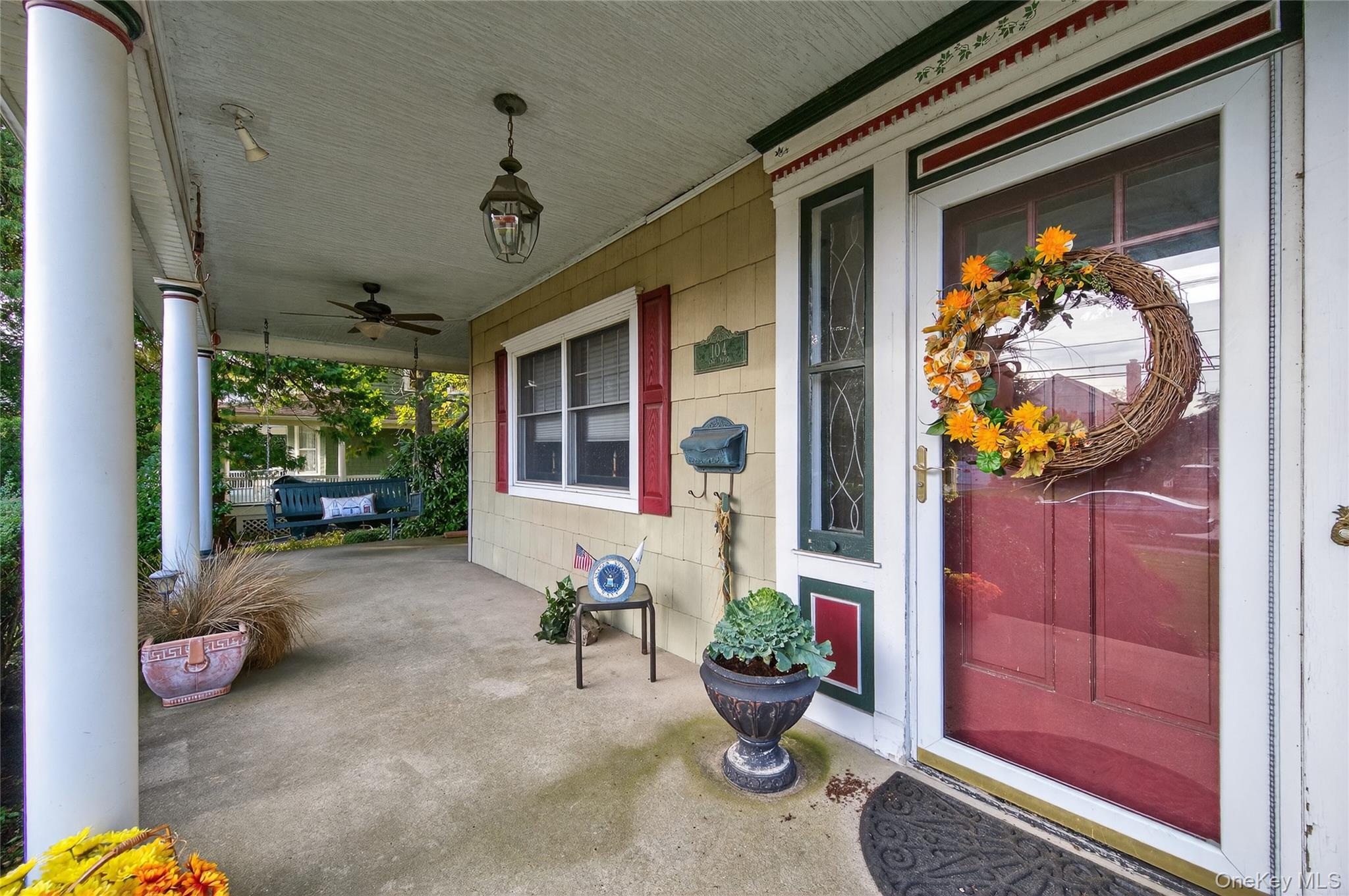 #4 photo, 104 Windsor Avenue, Rockville Centre , NY 11570