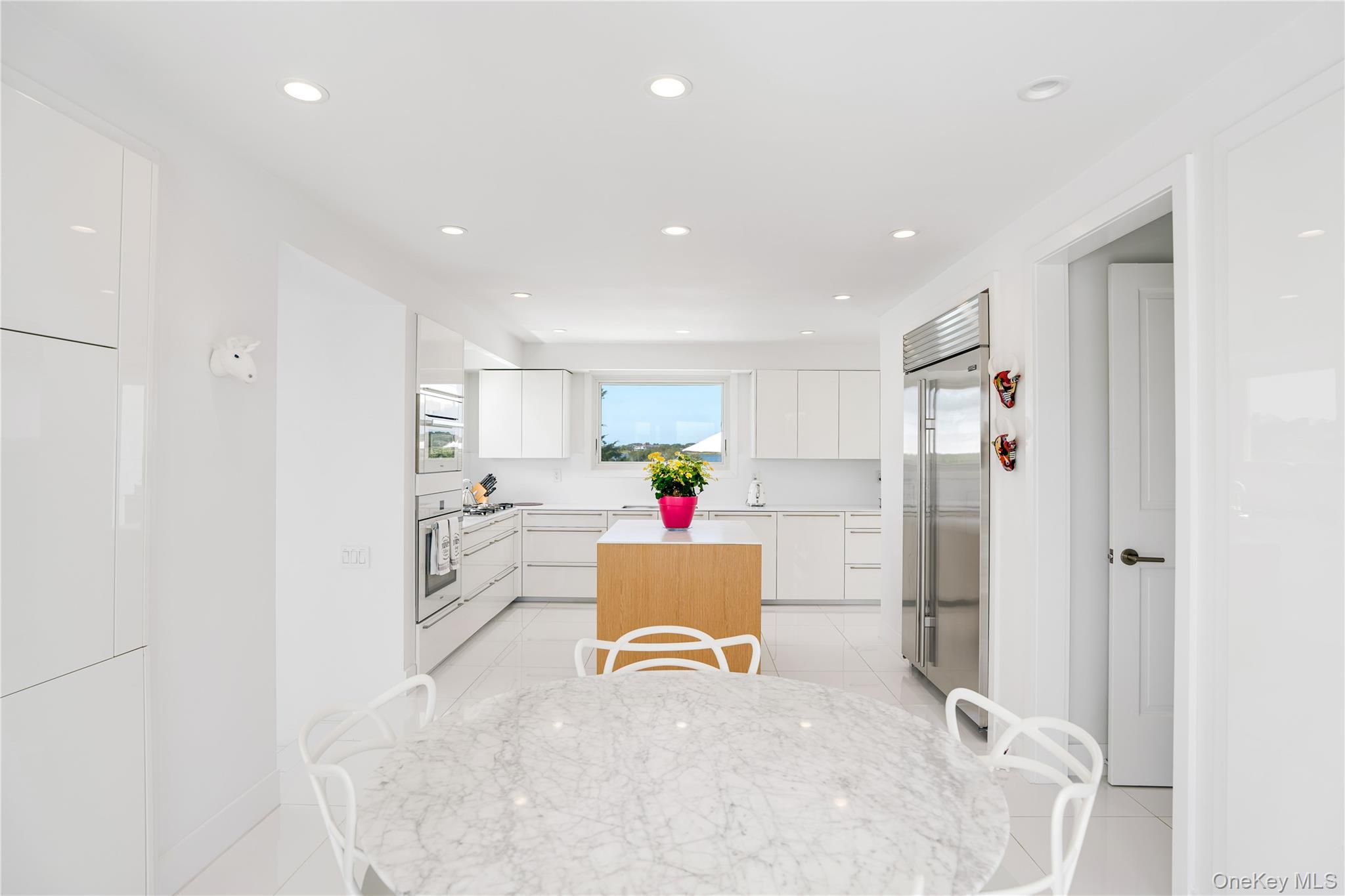 #13 photo, 64 W End Road, East Hampton , NY 11937