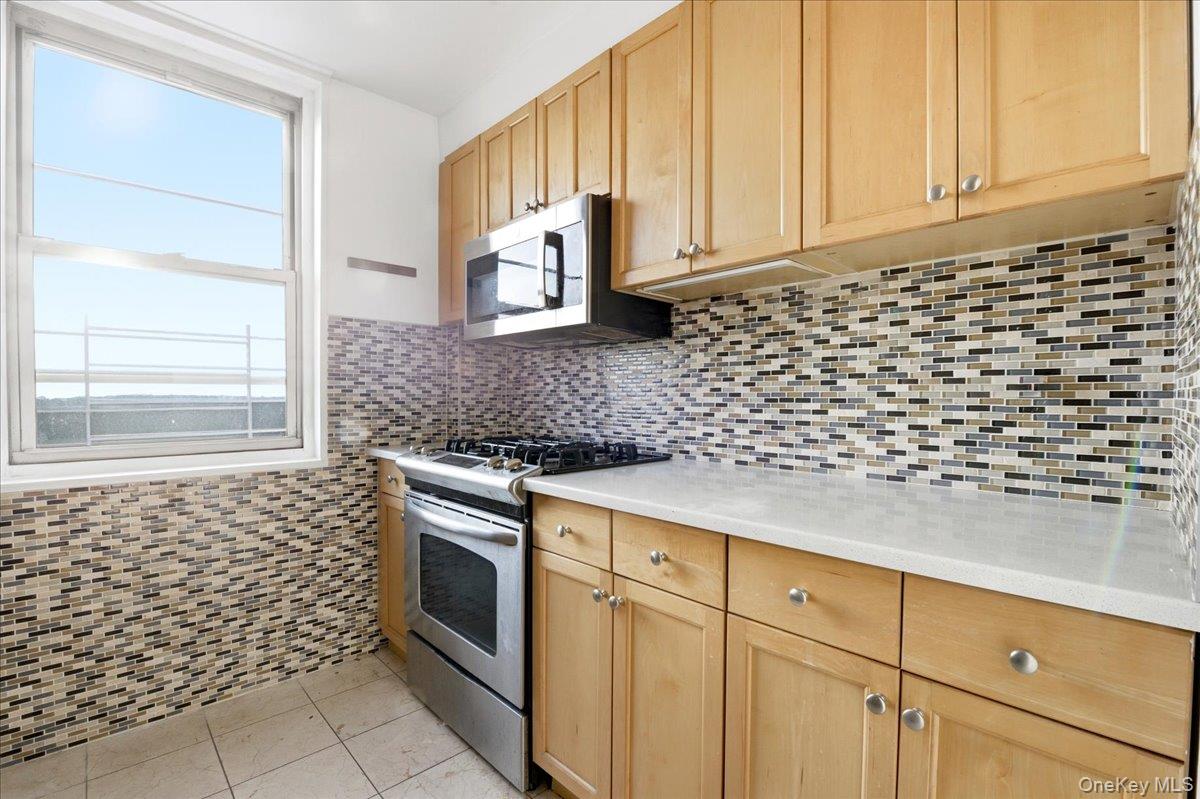 #4 photo, 118-17 Union Tpke, Forest Hills , NY 11375