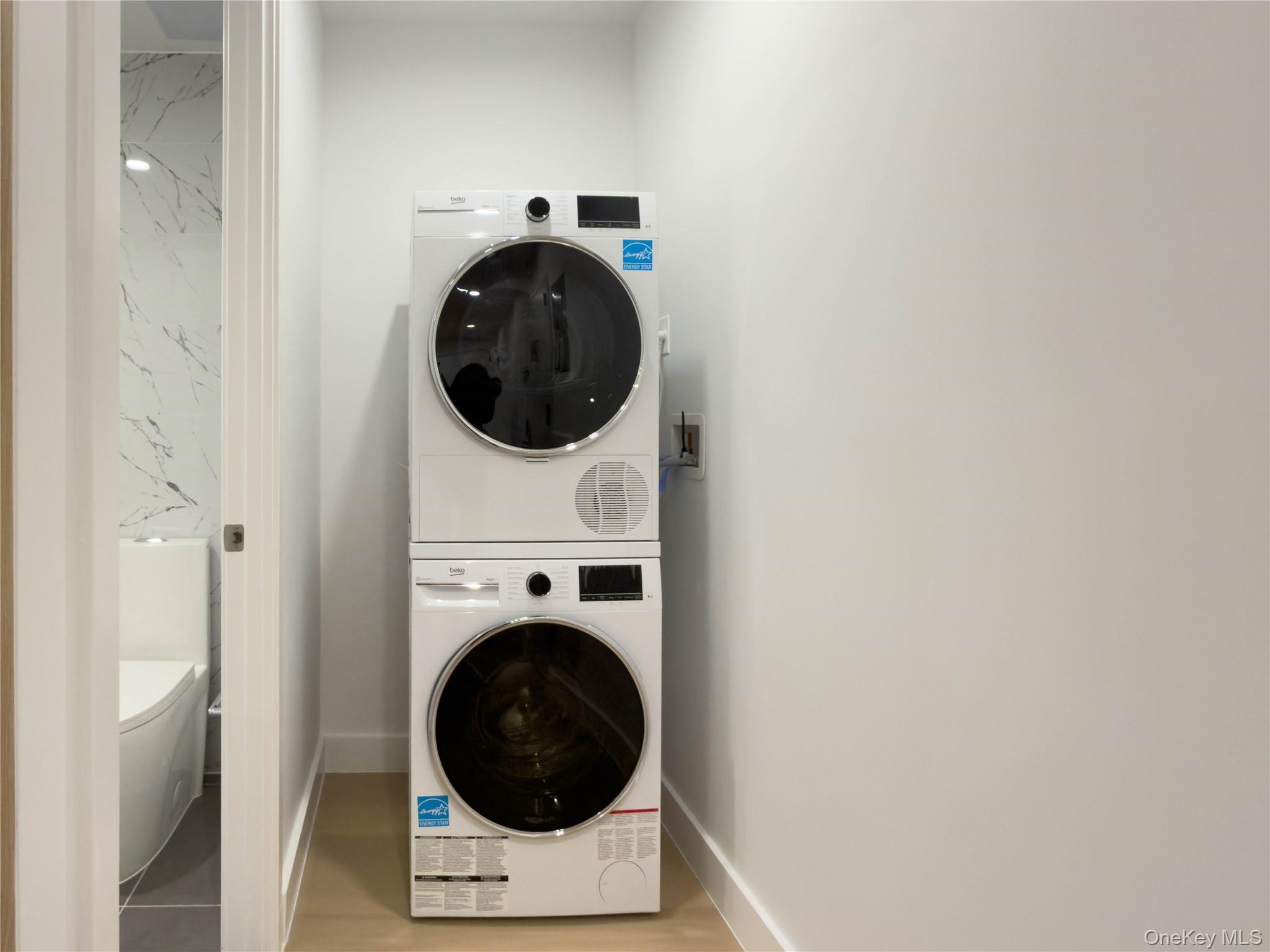 #7 photo, 150-02 Northern Boulevard, 法拉盛 Flushing , NY 11354