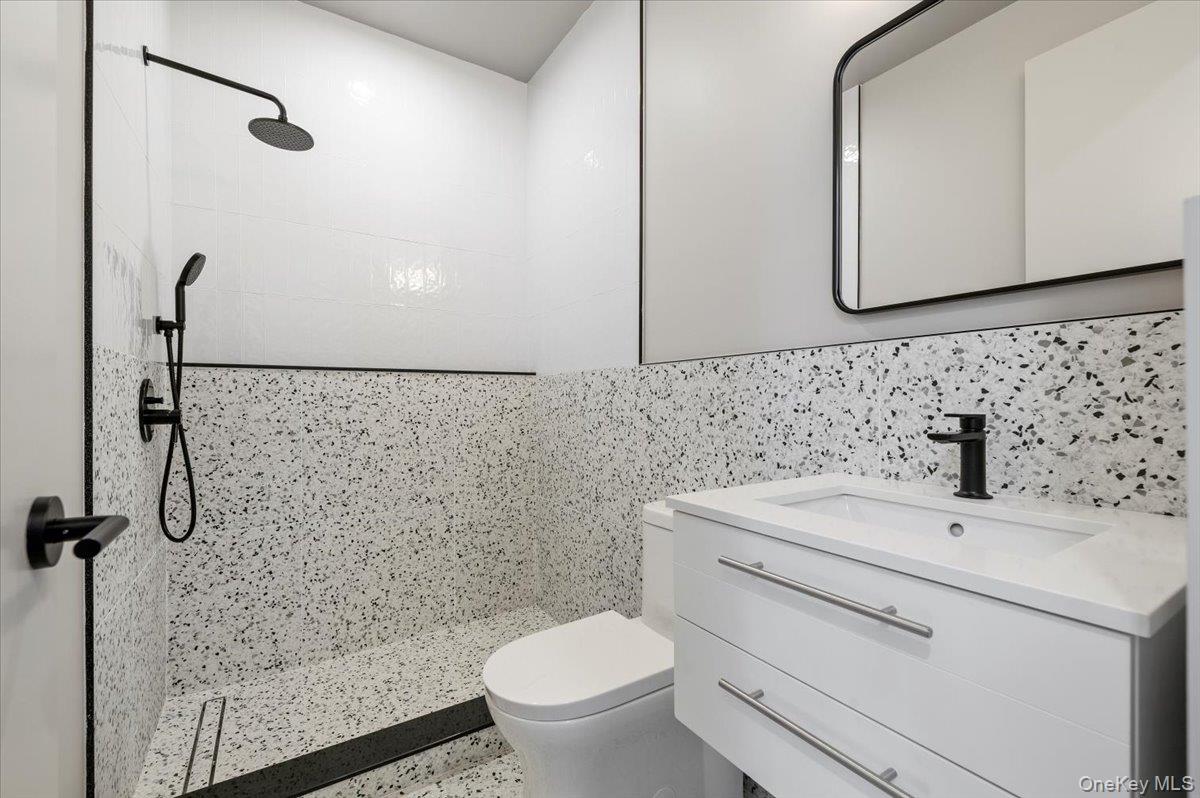 #5 photo, 26 Windemere Way, 롱 아일랜드 Woodbury , NY 11797