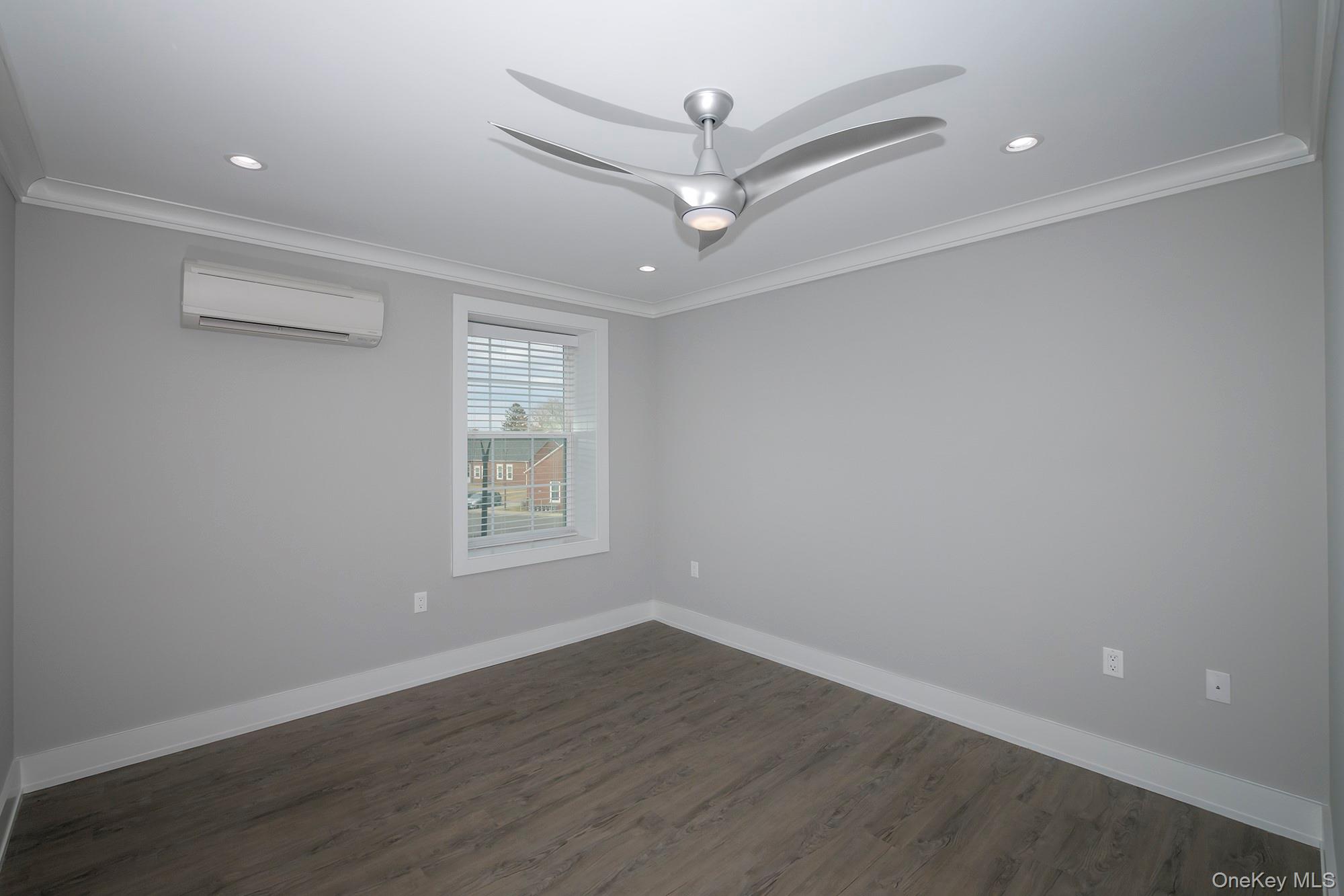 #7 photo, 75 Circle Drive, 东长岛 Central Islip , NY 11722