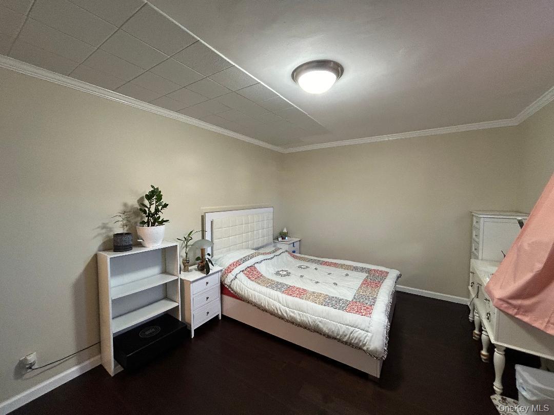 #12 photo, 17-52 166th, Whitestone , NY 11357