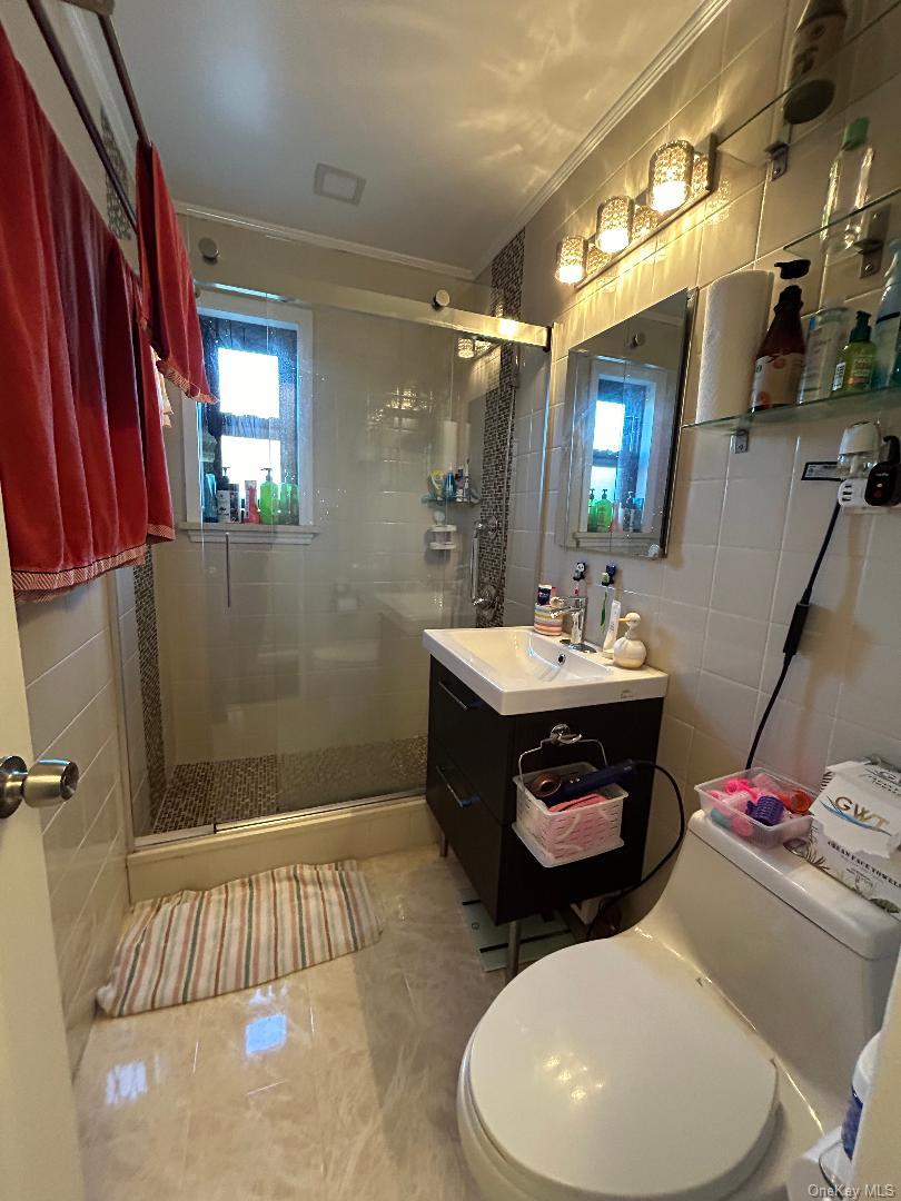 #15 photo, 17-52 166th, Whitestone , NY 11357