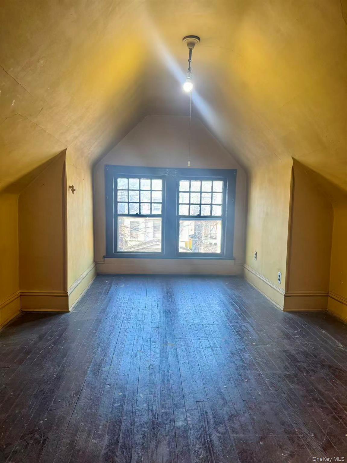 #9 photo, 8912 88th Avenue, Woodhaven , NY 11421