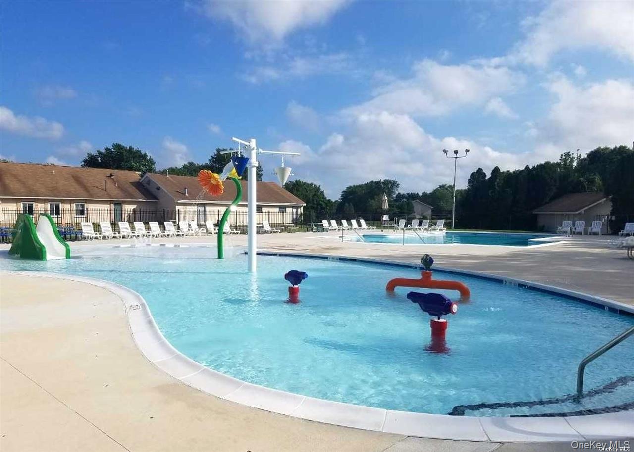 #17 photo, 21 Sierra, Coram , NY 11727