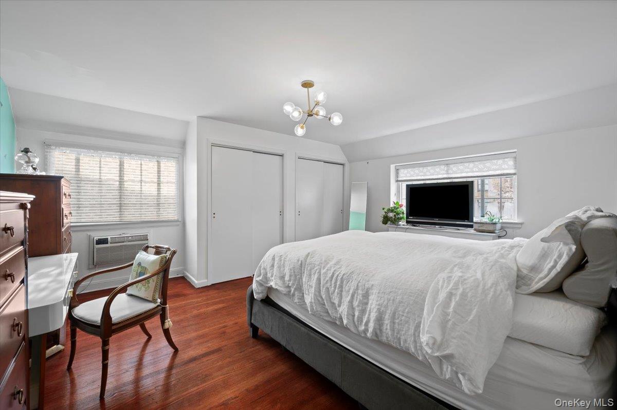 #13 photo, 19 Fairway Street, 뉴욕주 Mount Vernon , NY 10552