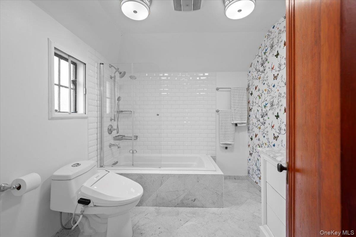 #14 photo, 19 Fairway Street, 뉴욕주 Mount Vernon , NY 10552