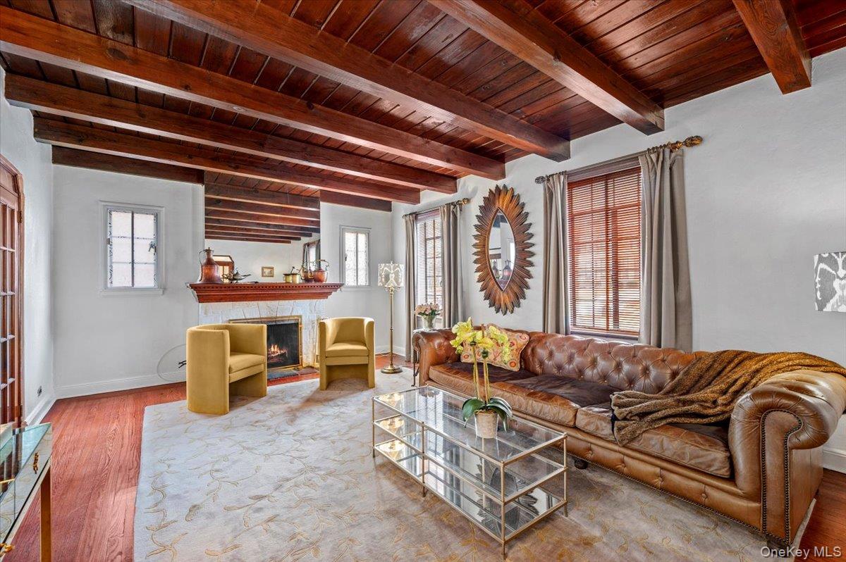 #4 photo, 19 Fairway Street, 뉴욕주 Mount Vernon , NY 10552