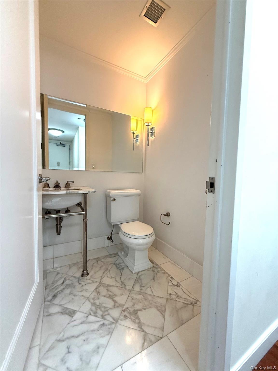 #14 photo, 10 City Place, White Plains , NY 10601