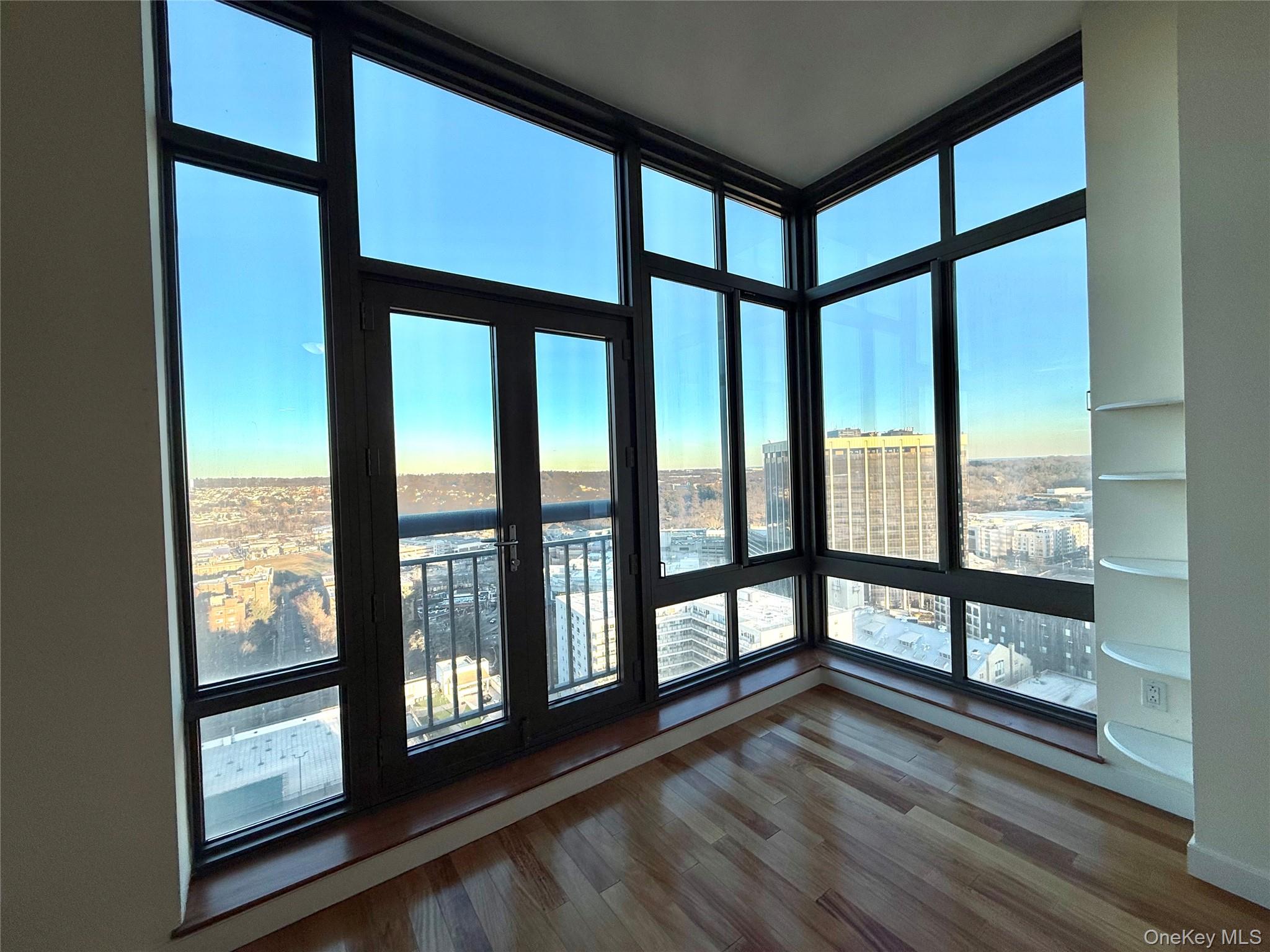 #8 photo, 10 City Place, White Plains , NY 10601