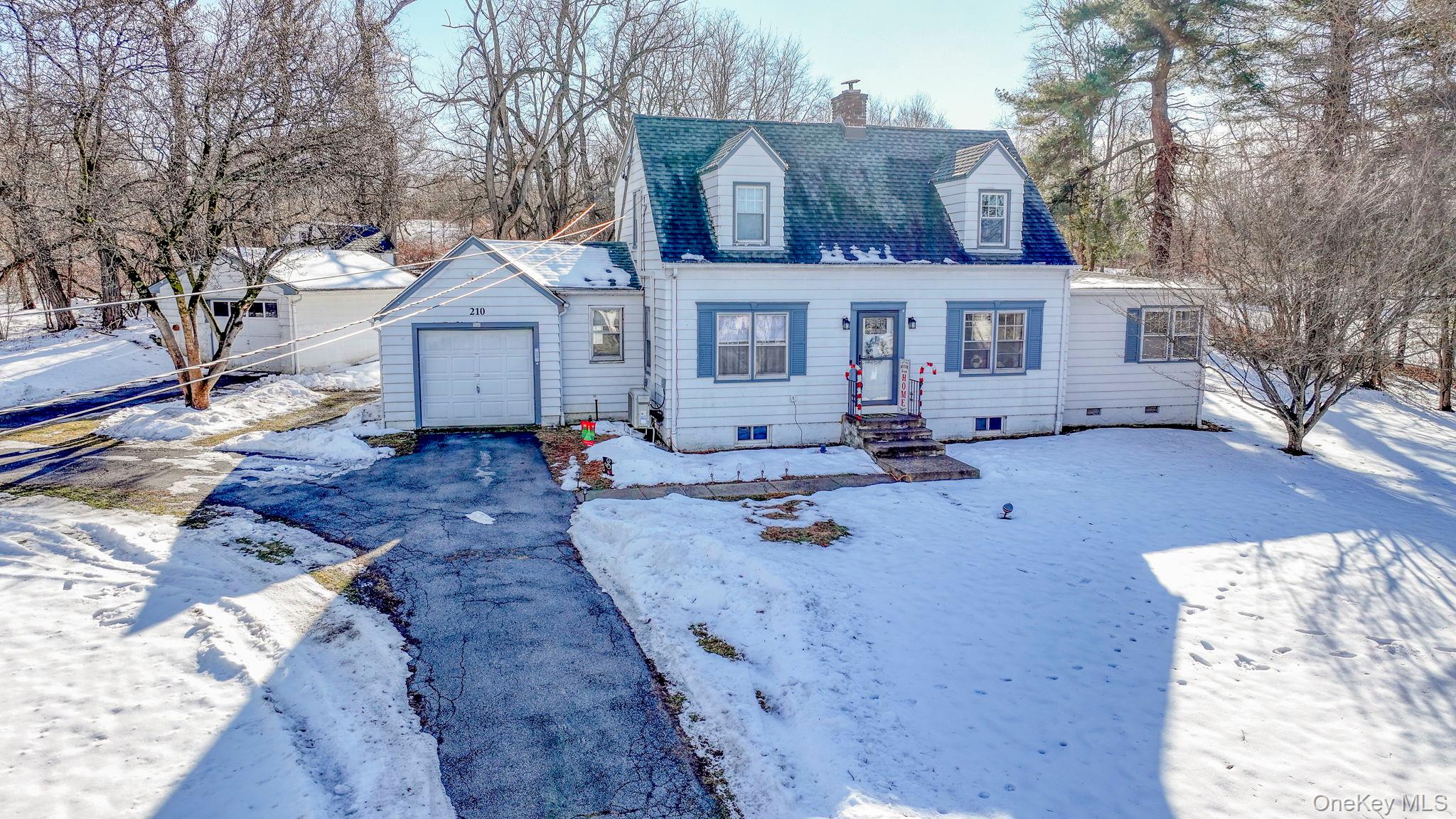 #10 photo, 210 Overlook Road, Poughkeepsie , NY 12603