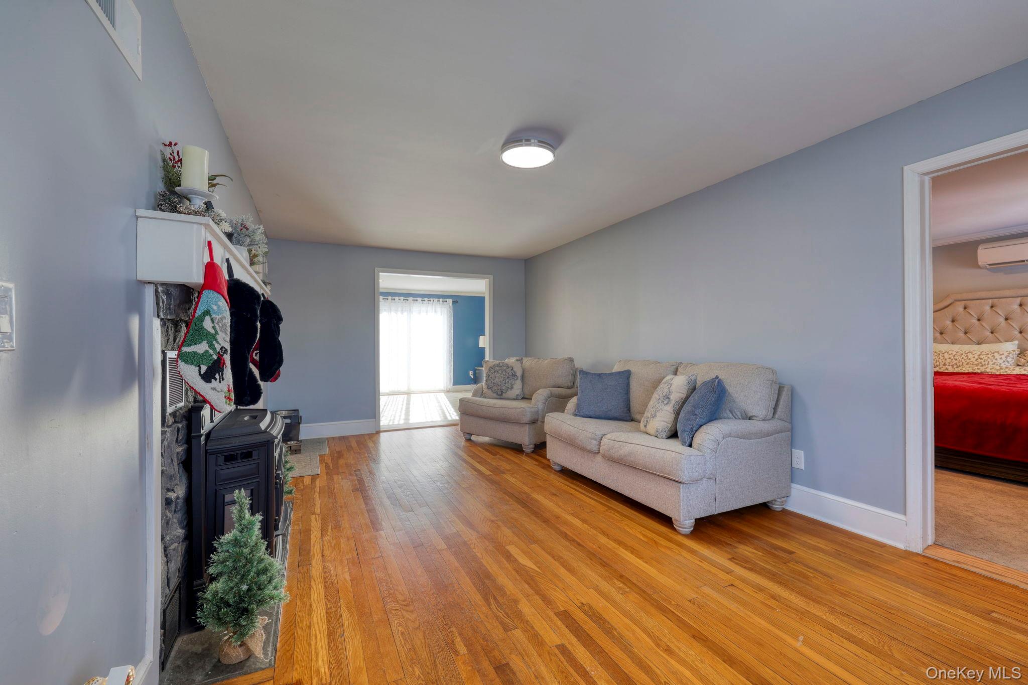 #11 photo, 210 Overlook Road, Poughkeepsie , NY 12603