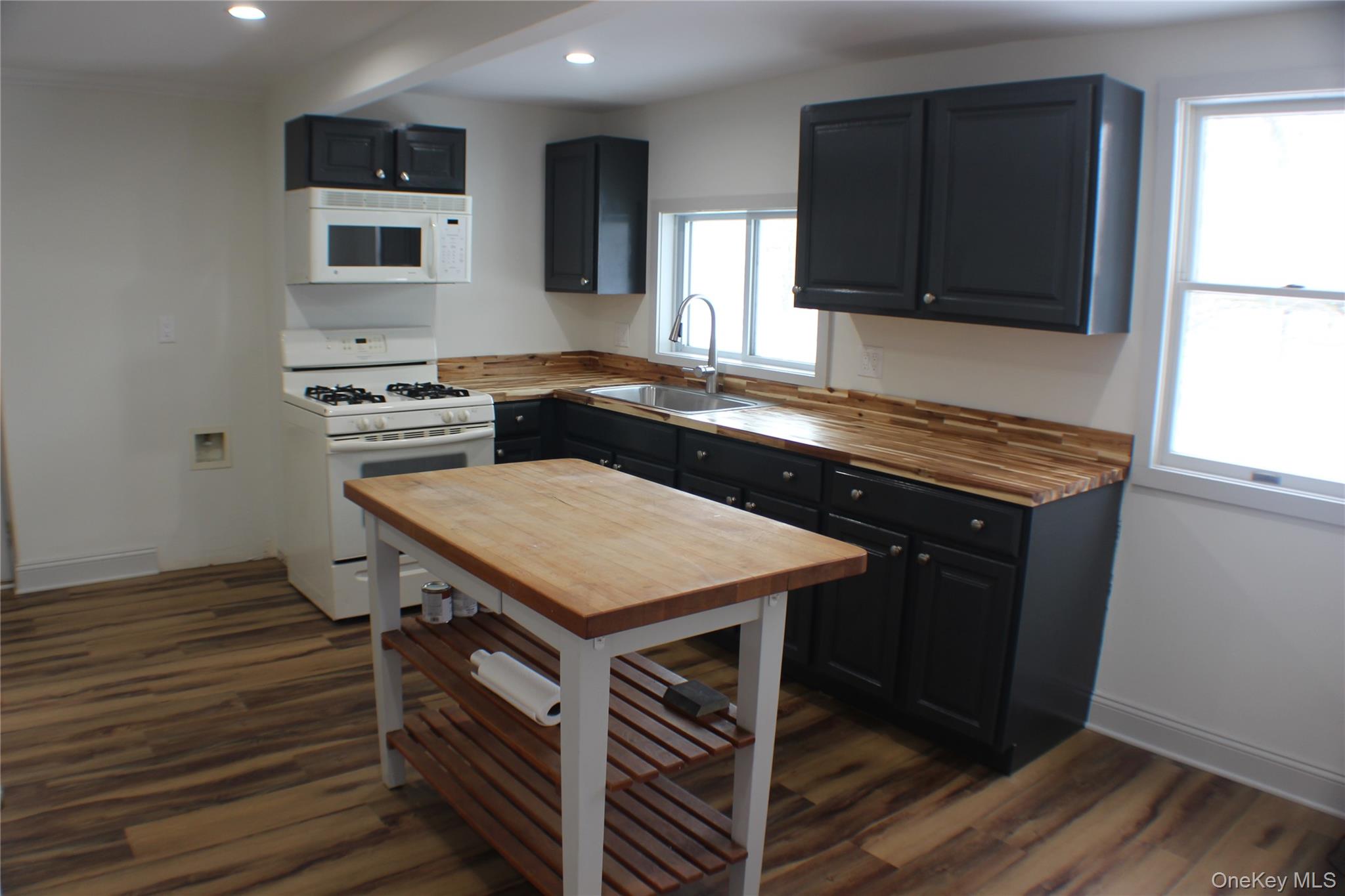 #5 photo, 1710 Route 300, Newburgh , NY 12550