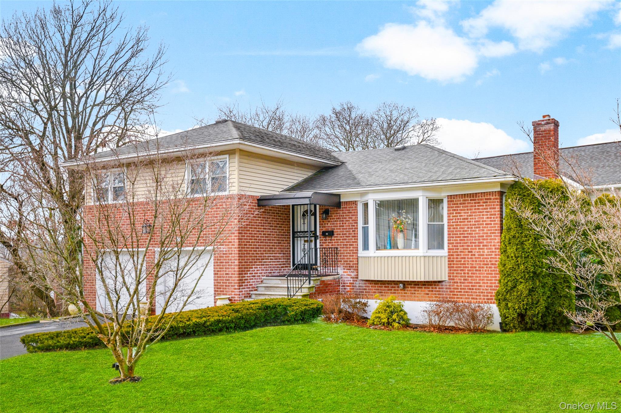 #1 photo, 60 E Fort Hill Road, Yonkers , NY 10710