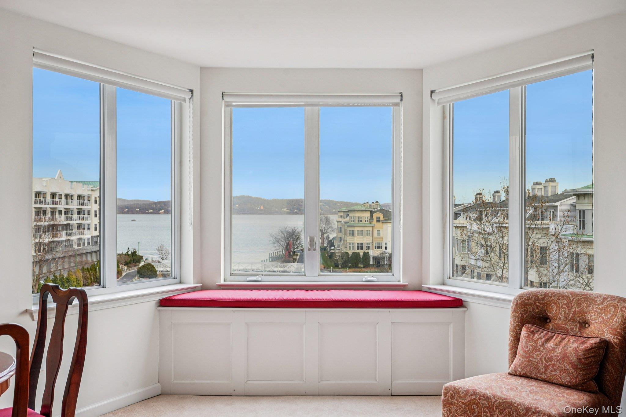 #2 photo, 1316 Round Pointe Drive, Haverstraw , NY 10927