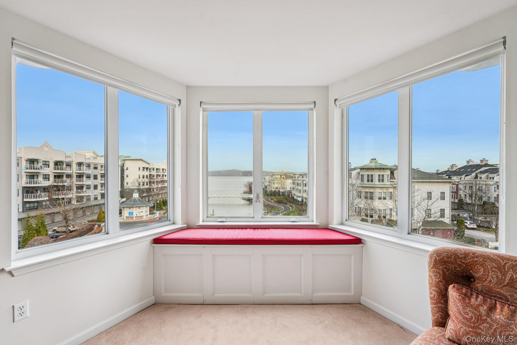 #3 photo, 1316 Round Pointe Drive, Haverstraw , NY 10927