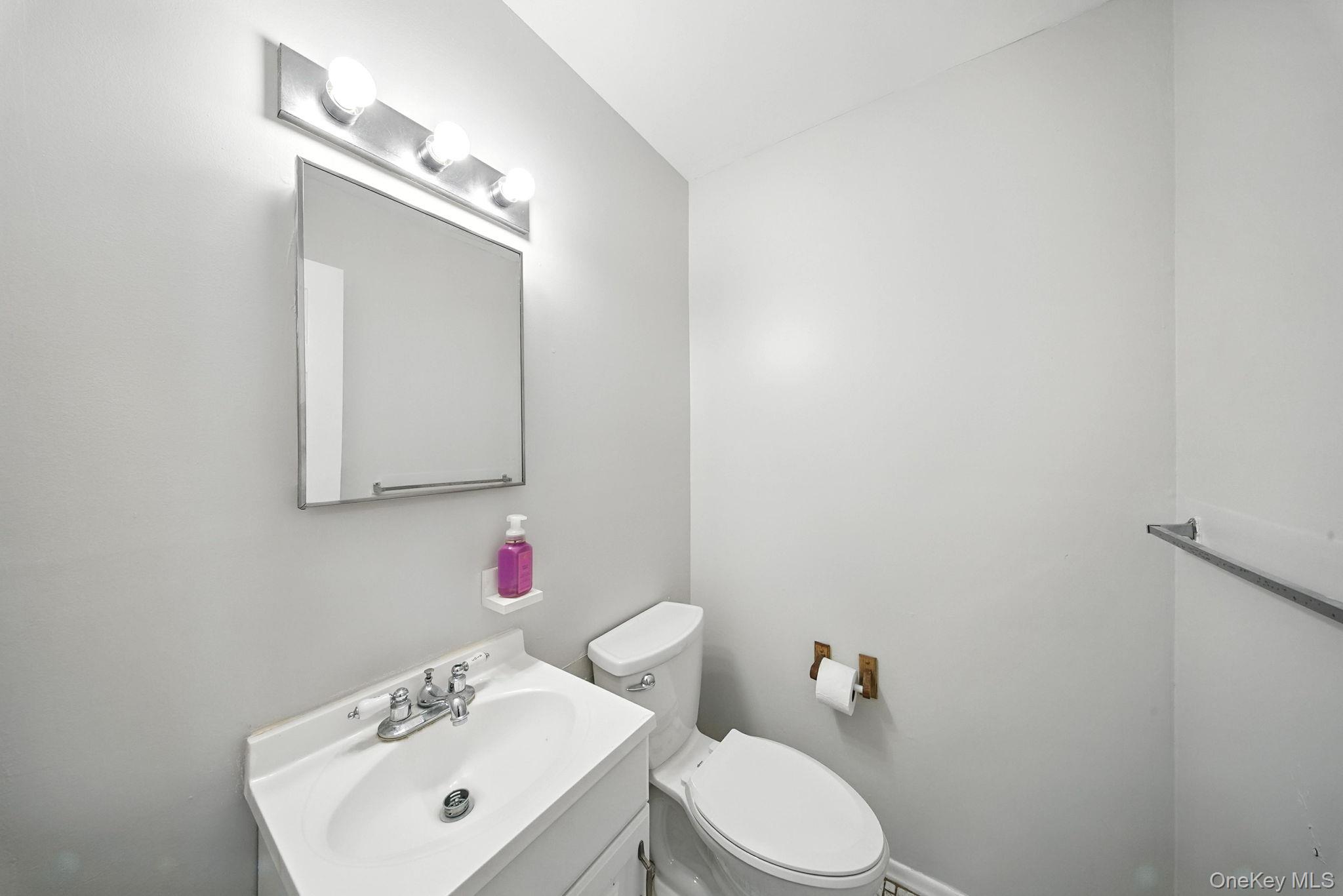 #10 photo, 105 Sheffield Drive, Middletown , NY 10940