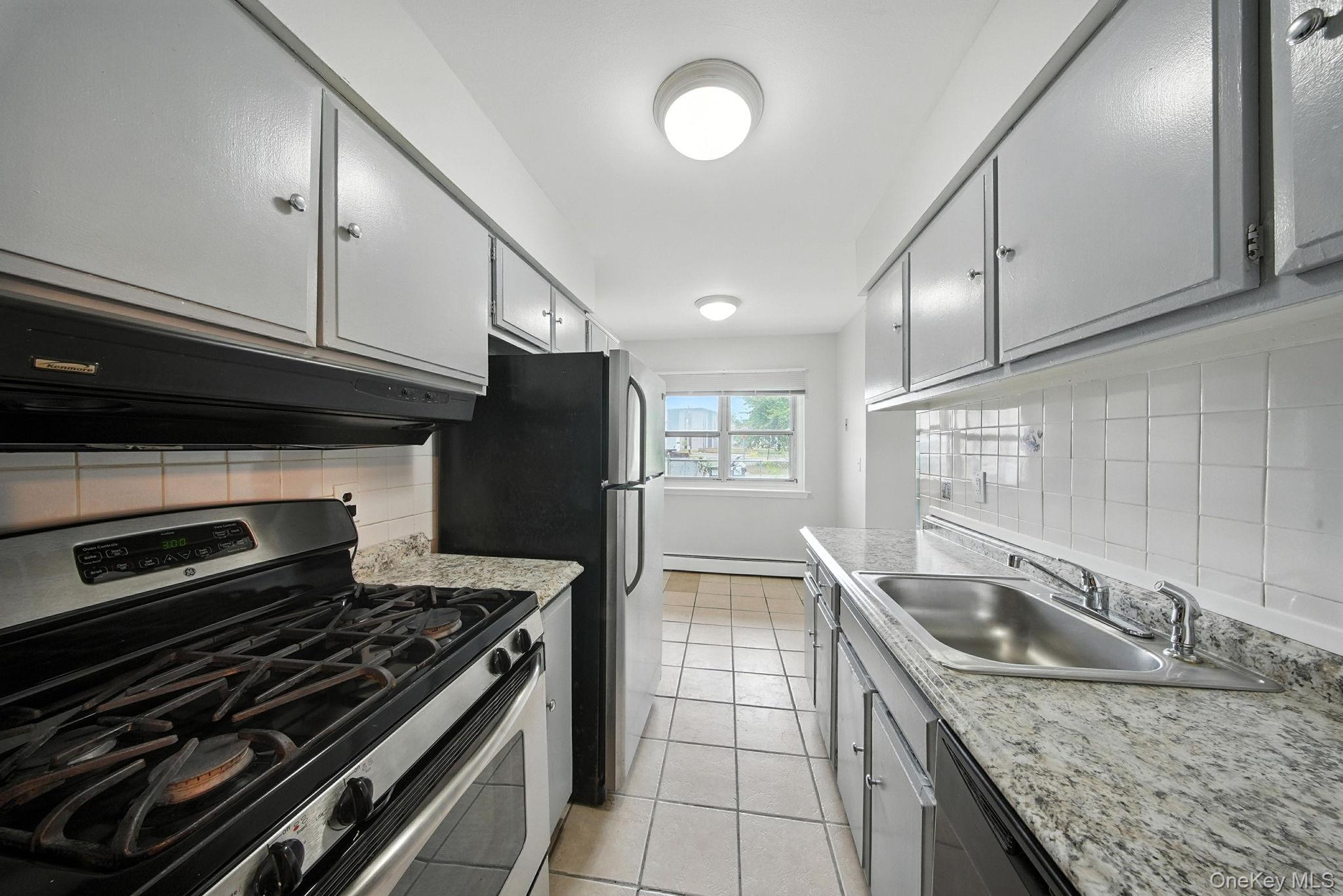 #6 photo, 105 Sheffield Drive, Middletown , NY 10940