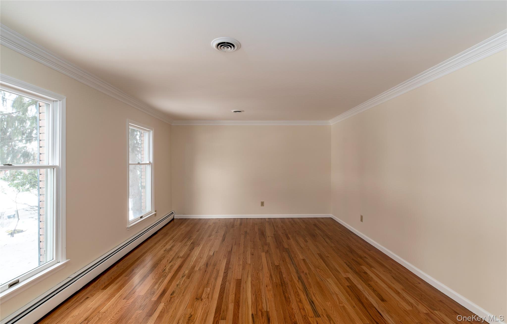 #11 photo, 163 W Park Avenue, Pearl River , NY 10965