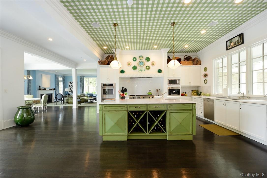 #13 photo, 21 Lincoln Lane, Purchase , NY 10577